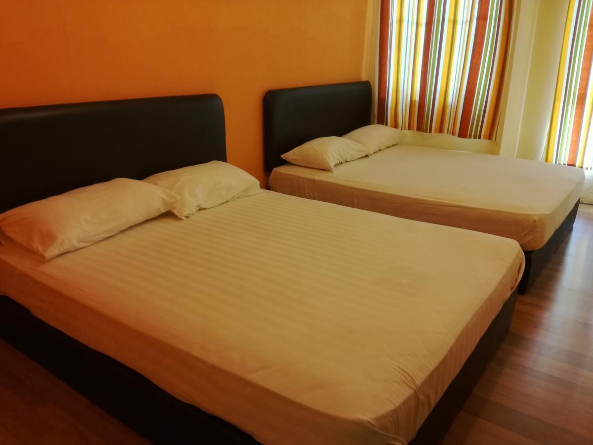 Harbourside Backpackers Vandrarhem Sandakan Exteriör bild